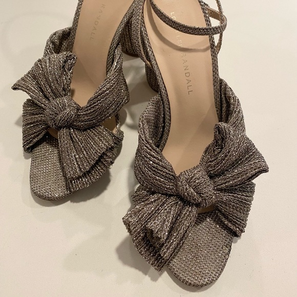 Loeffler Randall Silver Gold Camellia sz 7 - Picture 5 of 10